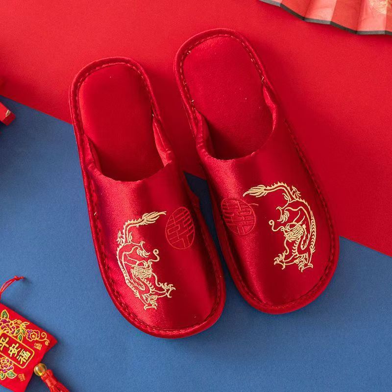 Men Grooming Home - Heren Zijden Baotou Rode Bruiloftslippers Vier